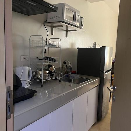 Lovers Inn Qc Кесон Сити Екстериор снимка