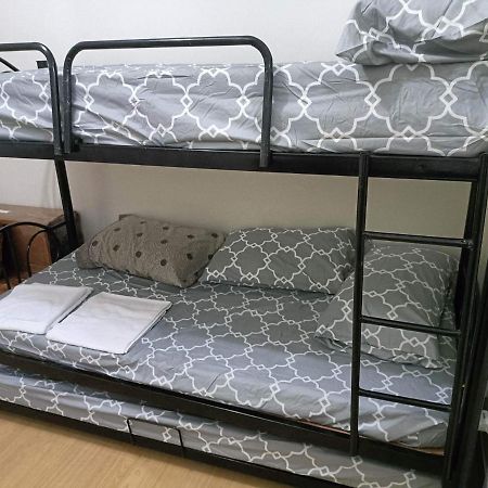 Lovers Inn Qc Кесон Сити Екстериор снимка