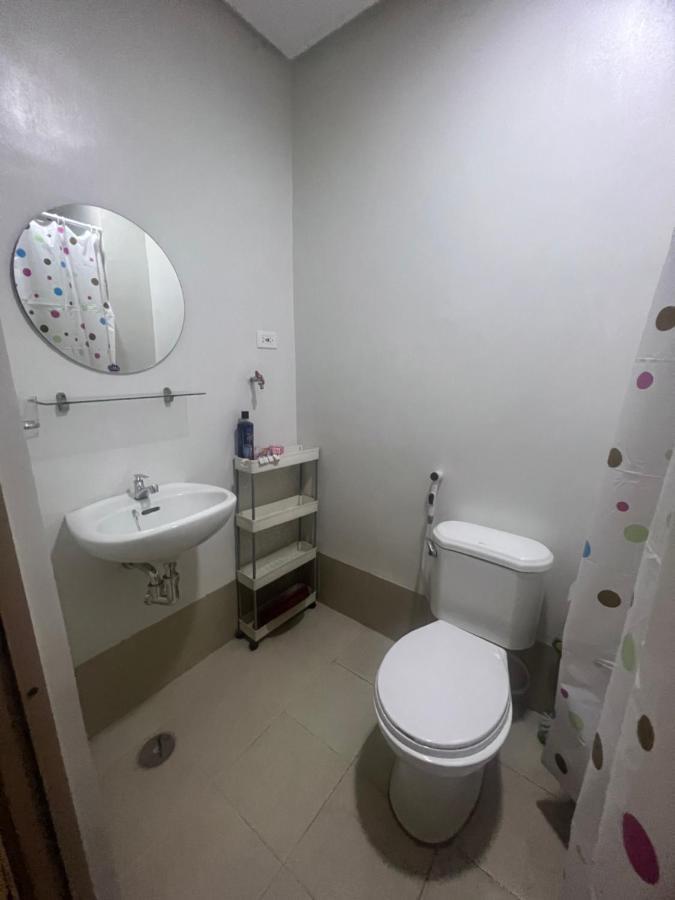 Lovers Inn Qc Кесон Сити Екстериор снимка