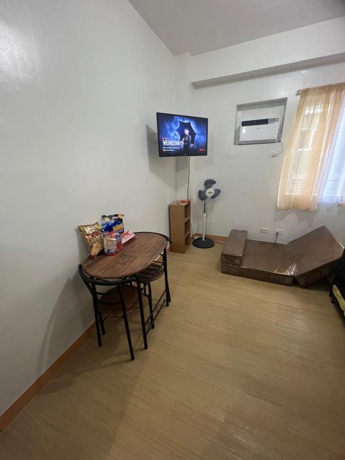 Lovers Inn Qc Кесон Сити Екстериор снимка